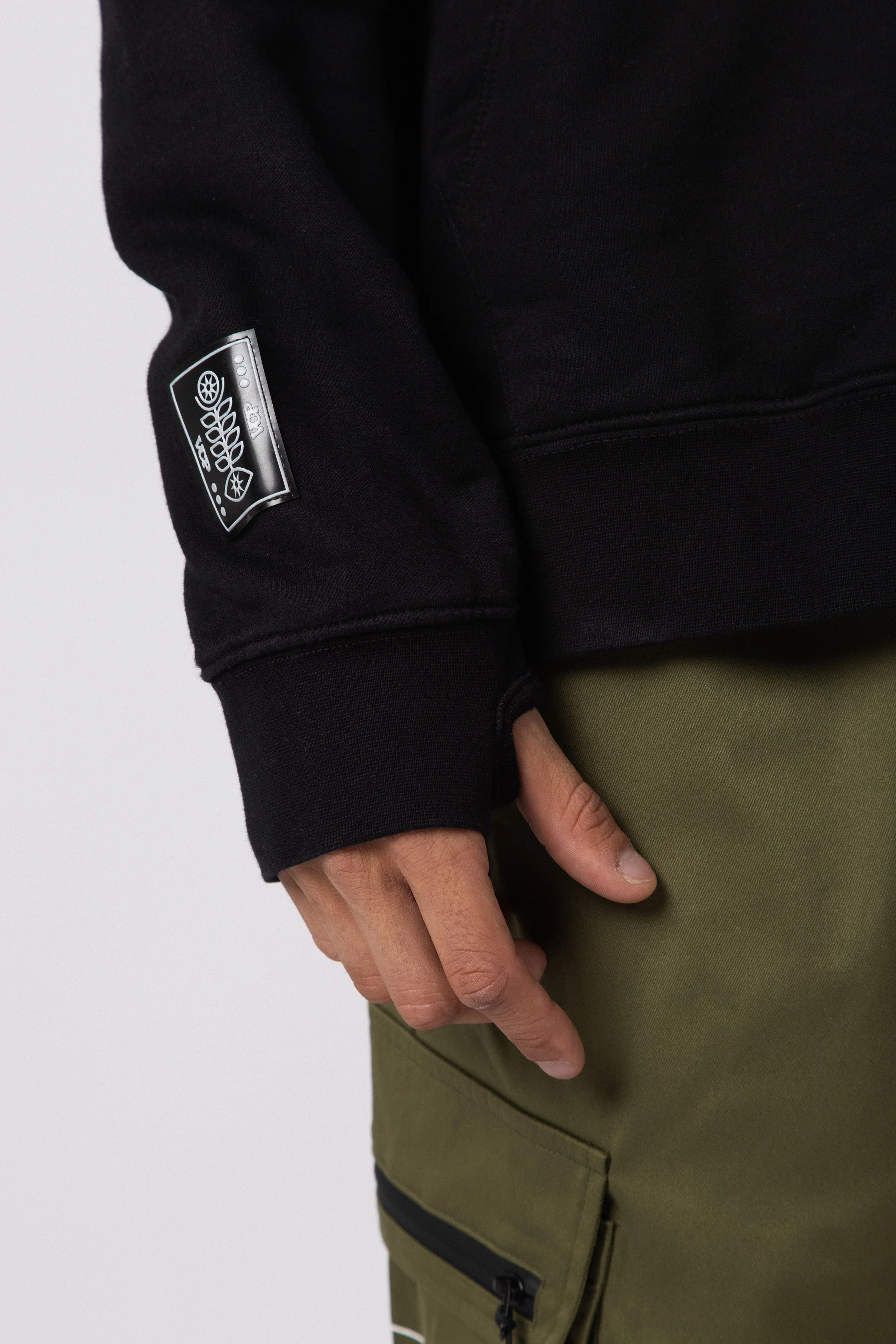 Buzo Canguro Dew Negro - Image 5