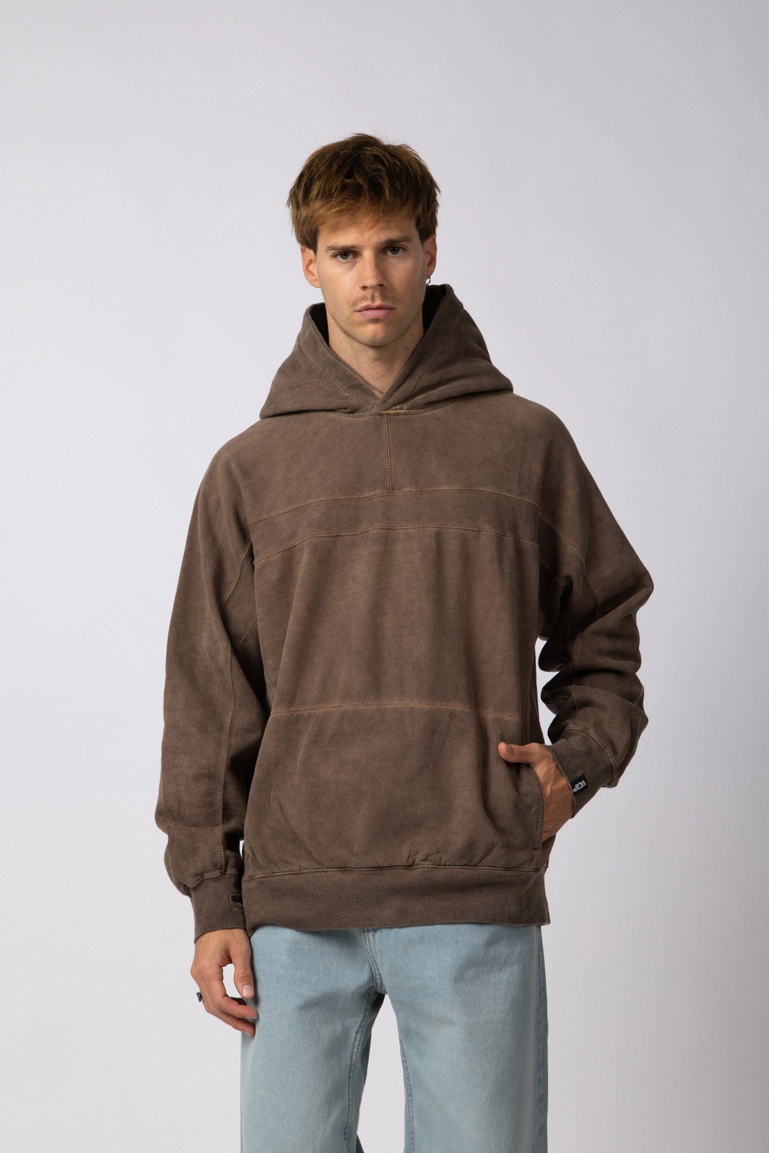 Buzo Canguro Over Alt Choco - Image 6