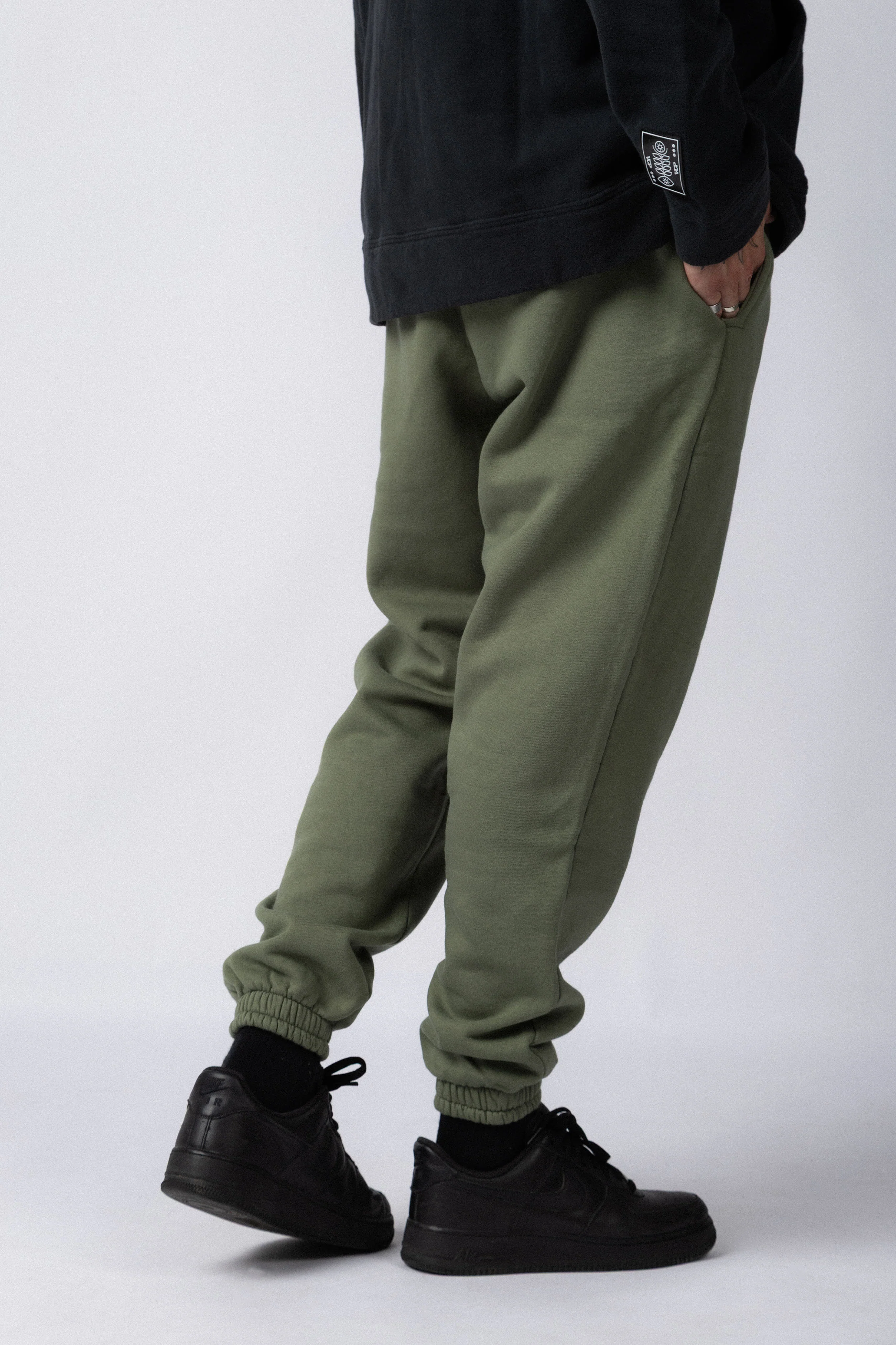 Jogger Over Jam Militar - Image 3