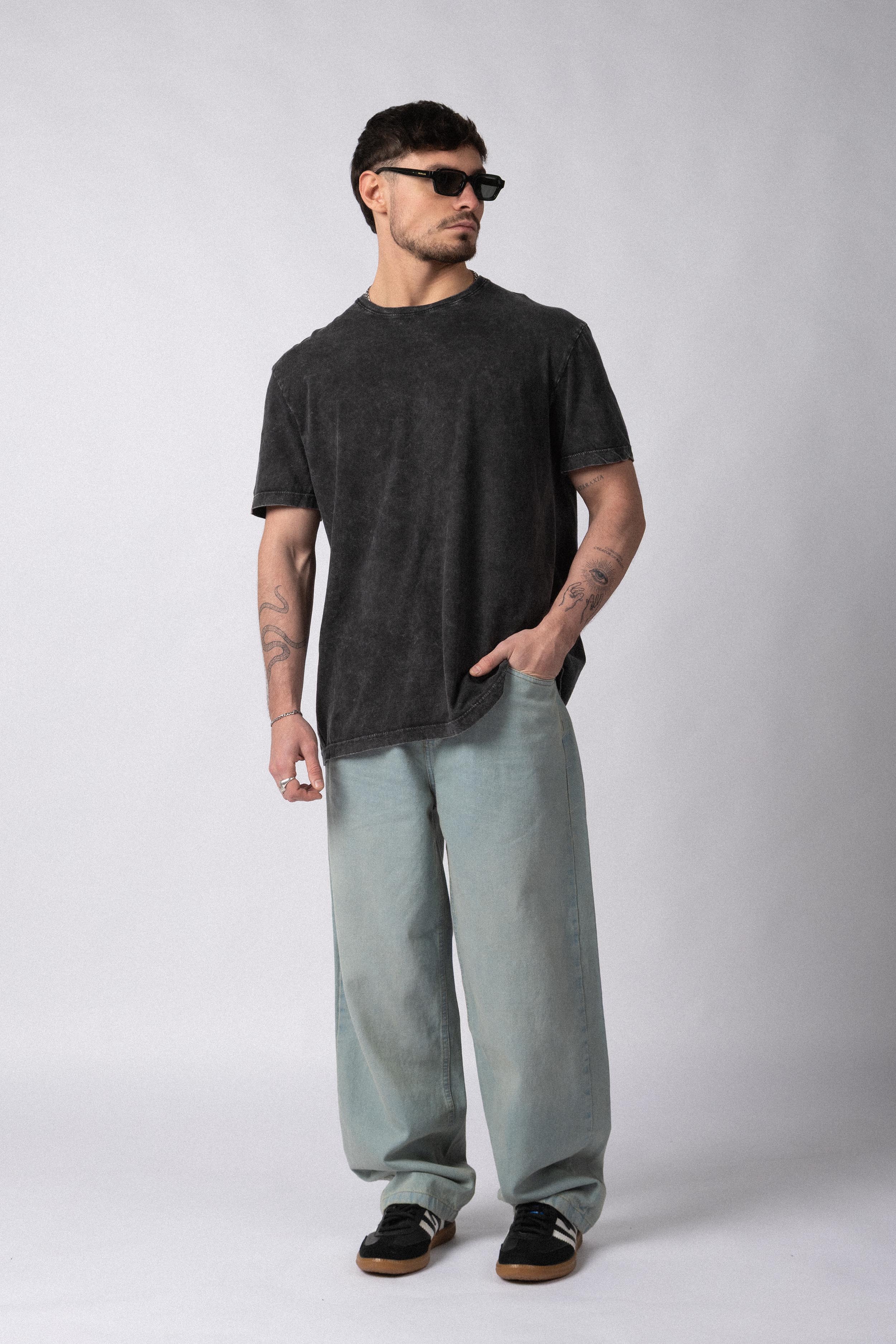 Remera Darby Negra - Image 4