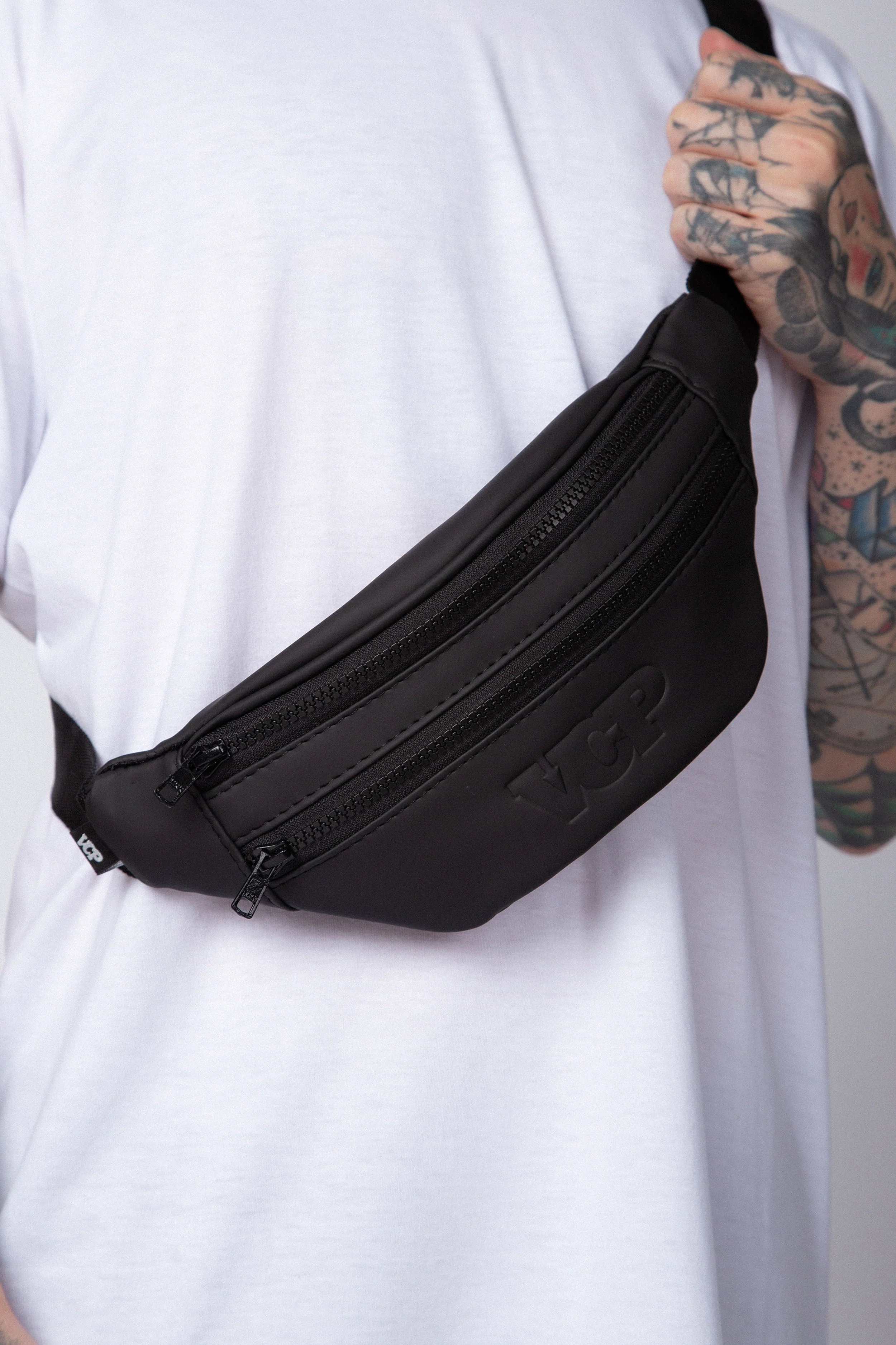 Riñonera Tatra Goma Negra - Image 4